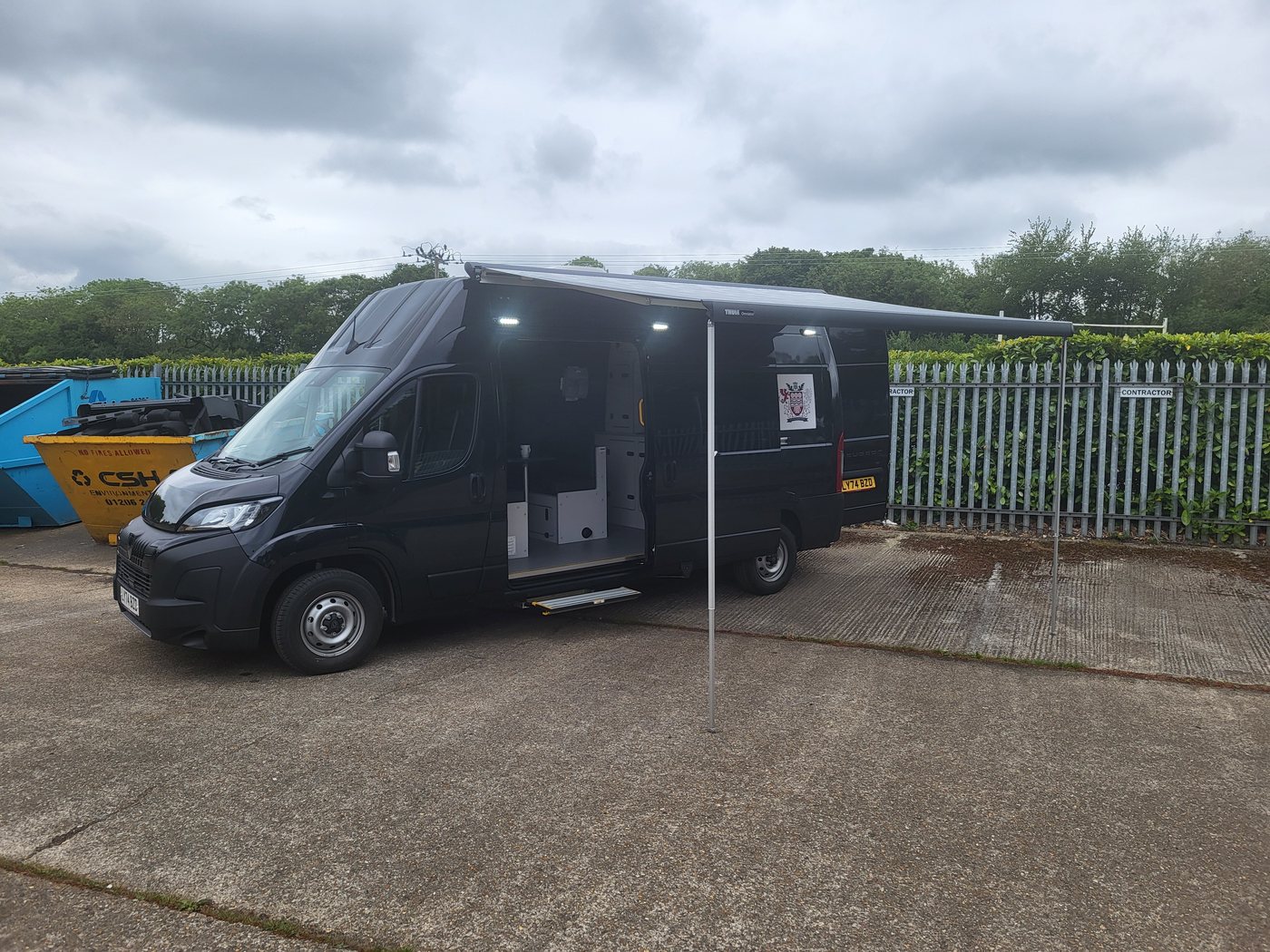 Welfare unit exterior with awning