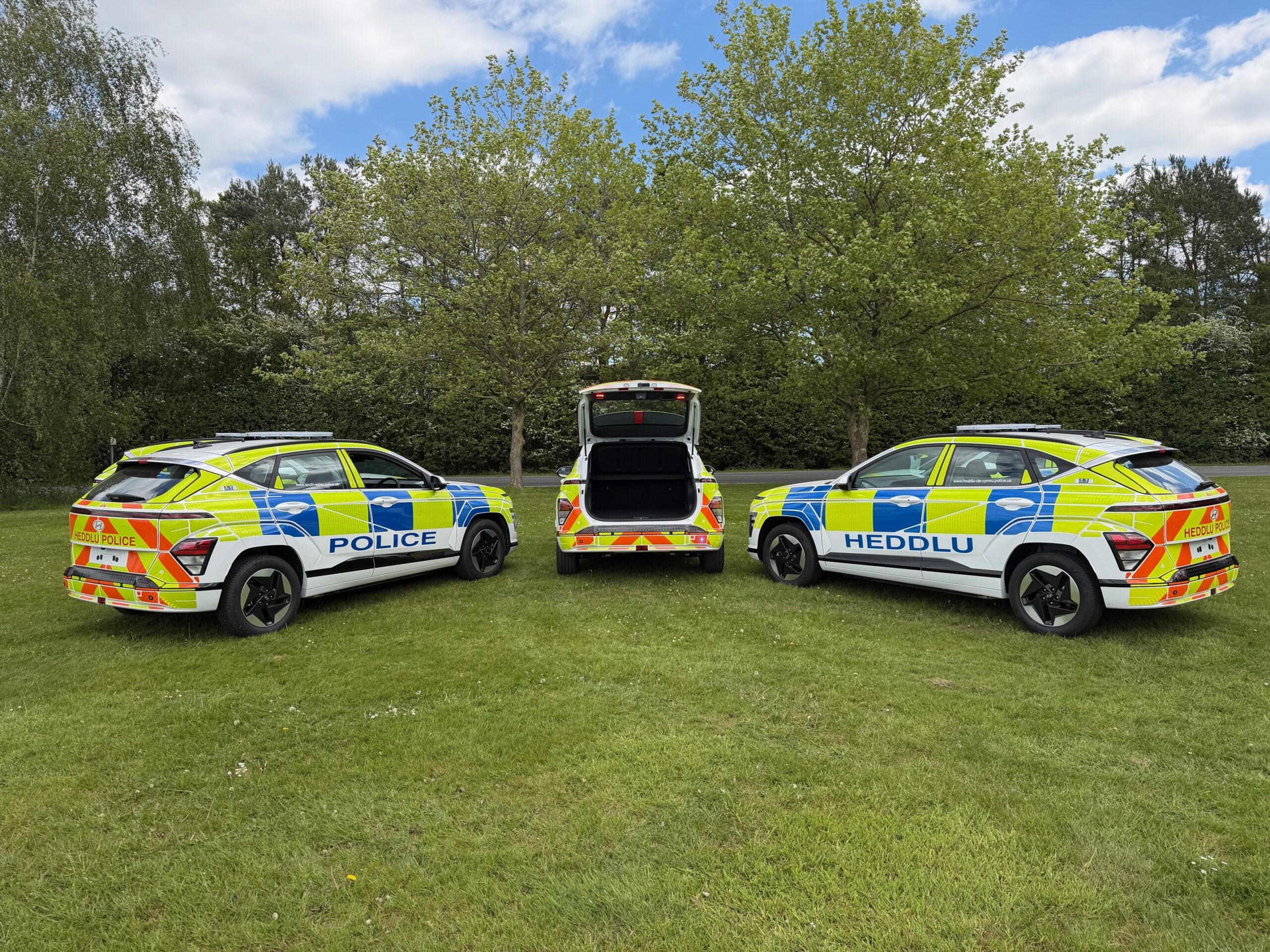 Police Hyundai Kona, rear view with tailgate open