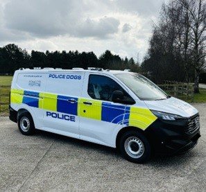 Transit Custom dog unit exterior