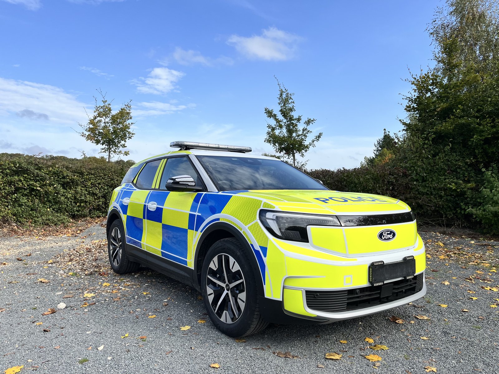 Police Ford Explorer, front view