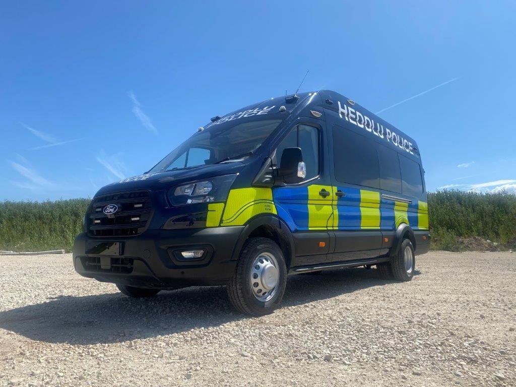 Heddlu Police PSU conversion, front three-quarter view