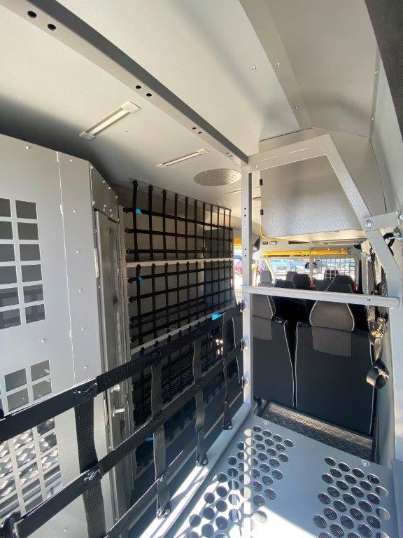 Heddlu Police PSU conversion interior, overhead storage
